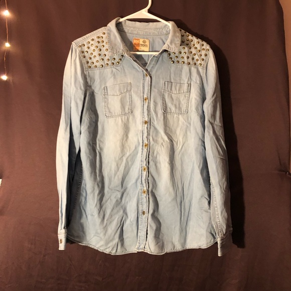 Denim shirt - Picture 1 of 3